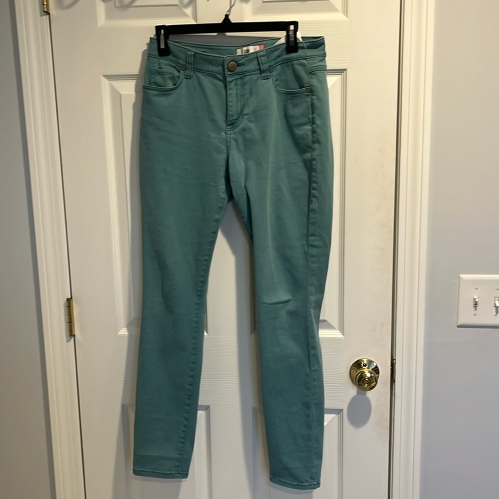 Cabi Curvey skinny jeans. Blue size 8